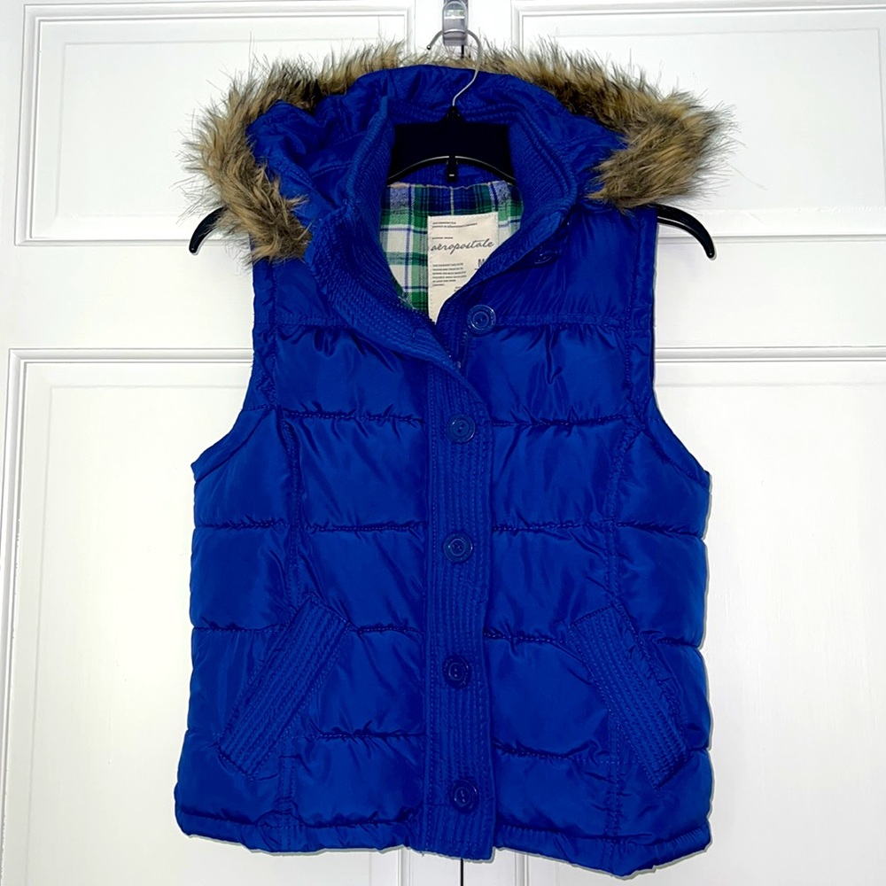 Aeropostale Faux Fur Vest